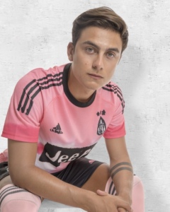 新款尤文图斯粉色球衣20-21human race 菲董联名款泰版球员版球衣