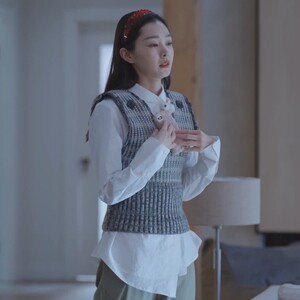 爱的理想生活戴希希宋轶同款衣服女春新款气质针织背心白衬衫套装