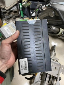 适用比亚迪s6外置功放s7g6f3速锐m6秦g5唐思锐车载数字音响功放