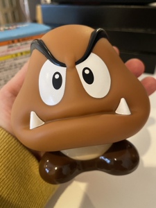 璐哈哈代购日本环球影城usj任天堂超级马里奥栗宝宝卡通发声摆件