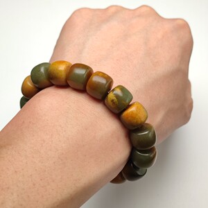 精品和田玉河磨玉手串手链天然玉石东北籽料老型珠手串黄皮绿肉