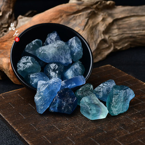 天然蓝绿萤石原石摆件蓝色水晶矿物标本裸石扩香石鱼缸装饰造景石