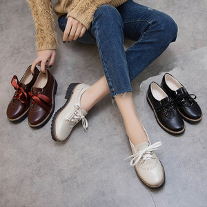 春季韩版学生百搭厚底平跟英伦复古雕花黑色休闲jk小皮鞋女鞋单鞋