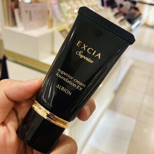 日本本土采购albion奥尔滨excia雅思蜂浆贵妇粉霜遮瑕粉底液 30g