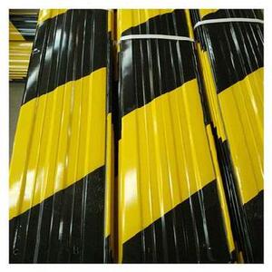 黄黑彩钢瓦定制挡脚板隔离条安全铁皮警示带护栏黑黄楼层踢脚板.