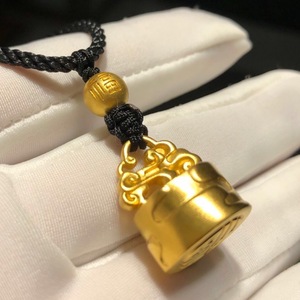 周大福传承系列吊坠印章