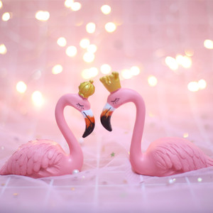 北欧ins火烈鸟装饰品摆件少女心房间树脂摆设小礼物礼品拍照道具