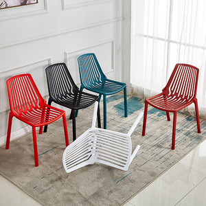 夏季镂空全塑料椅休闲网红椅竖琴椅简约休闲大排档奶茶塑料椅洽谈