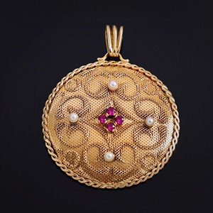 lg1671 二十世纪初 18k金吊坠 法国作品 鹰头标 嵌红宝石 小米珠