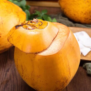 海南黄金椰子三亚特产新鲜应季水果现摘带皮椰青孕妇水果热带水果