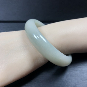 内蒙古佘太翠保真原石冰底女士镯送闺蜜妈妈气质手镯