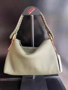 食草堂正品,头层牛皮女包如末 配一根长背带