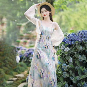 夏季小清新超仙海边度假套装女法式绝美赫本风油画印花吊带连衣裙