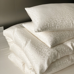 卡戴珊钻石豹纹～lf级100支兰精天丝提花夏季冰丝滑裸睡床四件套