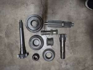 拖拉机配件495a上海纽荷兰50变速箱主被动一二三倒档齿轮传动轴套