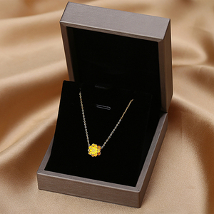 老凤祥黄金项链999足金莲花吊坠18k金锁骨链轻奢礼物送妈妈送女友