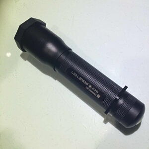 德国ledlenser手电筒p7r超亮1000流明探照远射变焦户外夜骑行