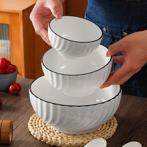 碗家用2024新款陶瓷餐具简约米饭碗釉下彩碗面碗创意吃饭碗碟套装