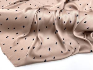 豆沙色布料服装