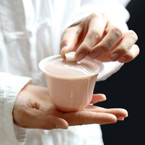 玉泥白瓷色釉粉色可爱创意功夫茶具泡茶碗陶瓷郎红盖碗三才杯新品