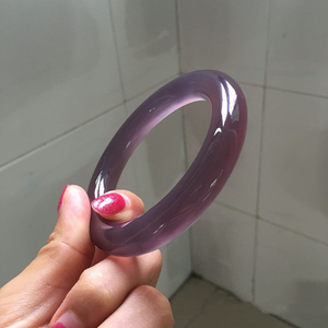 巴西高冰帝王紫玉髓圆条手镯时尚女款玛瑙紫罗兰色玉镯子精品玉器