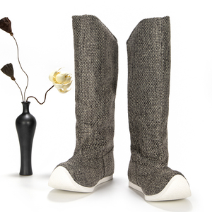 乌衣巷明制皂靴男汉服灰色棉麻尖头舒适翘头高筒宋代复古风长靴