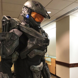 光环士官长cos服经典士官长可穿戴头盔摆件全身盔甲手工eva