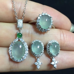 天然翡翠冰种925银镶嵌三件套项链吊坠耳钉戒指 精美时尚送礼佳品