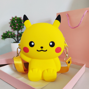 卡通皮卡丘包包女2020新款可爱亲子硅胶小儿童斜挎单肩手机包礼物