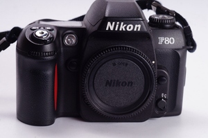 尼康 NIKON F80S 日期后背 带手柄 相机  自动 单反 胶片 F80D