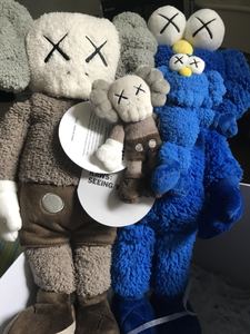 现货 kaws seeing watching ifs长沙限定玩偶 大公仔 林俊杰