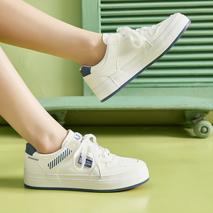 人本小白鞋女2022新款网红夏季百搭低帮运动鞋皮面学生免洗帆布鞋
