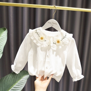 女宝宝亲肤棉百搭上衣女婴儿童秋装韩版女童可爱刺绣领衬衫外穿。