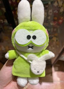 青蛙米菲兔斗鸡眼米菲兔可爱玩偶卡通毛绒玩具抱抱玩偶