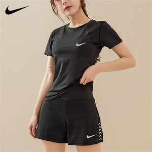 Nike耐克健身套装女速干短袖t恤运动透气瑜伽服上衣训练跑步短裤