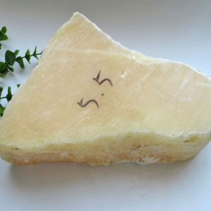 天然米黄玉定制加工雕刻全新阿富汗黄龙玉原石 毛料练手料