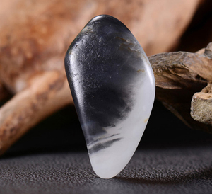 新疆和田玉籽料原石天然玉石墨玉青花原籽籽料吊坠(已结缘)