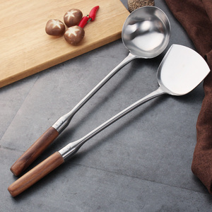 不锈钢厨师专用大炒勺商用大号长柄家用厨房马勺加长饭店炒菜勺子