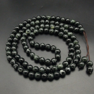 独山玉精品珠子