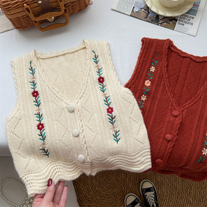 女童毛衣背心外穿小童春秋季新款韩版洋气时尚针织马甲米白色刺绣