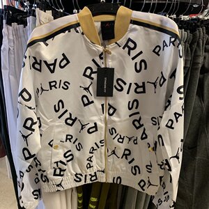 aj大巴黎 女棒球夹克 s 120/57,m 124/59,l 130/61,xl 138/65