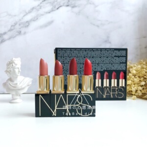 NARS 19新款圣诞限定口红套装 Never Enough4色唇膏 Immortal Red