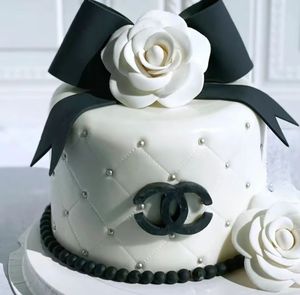 浪漫品牌印花logo翻糖蛋糕装饰山茶花模具珍珠项链巧克力