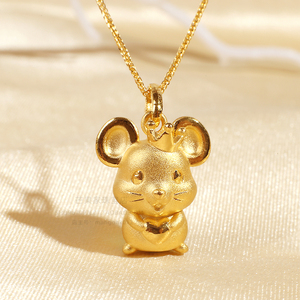 香港周大福999足金爱心皇冠生肖鼠吊坠3d黄金老鼠本命年心有所鼠