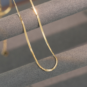 恒蕴叶子14k黄金微调蛇骨项链性感轻熟女网红素链卡脖叠戴锁骨链