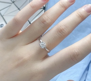 周大生18k金幸福花嫁系列托付钻戒女求婚结婚纪念日礼物可定制