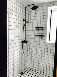 田园卫生间瓷砖600