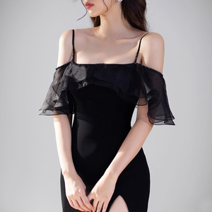 黑色低胸吊带网纱荷叶边连衣裙可调肩带高腰开叉小礼服性感包臀裙