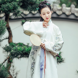 都城南庄汉服女月既白原创秋季新品非古装白色日常上