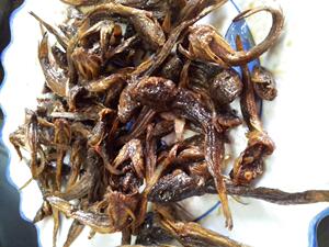 石湖淡水鱼干瞎嘎达瞎疙瘩瞎胖子大头鱼老头鱼鱼干自制干货手工